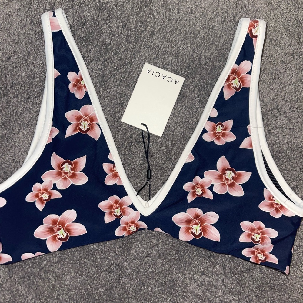 NWT Komala Acacia Top - “Isle” (Sold Out Print)